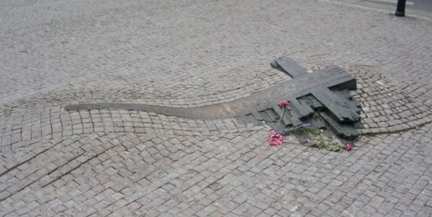 Паметник на Ян Палах и Ян Заич